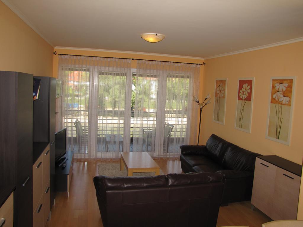 Dunalux Apartman Gyor Room photo