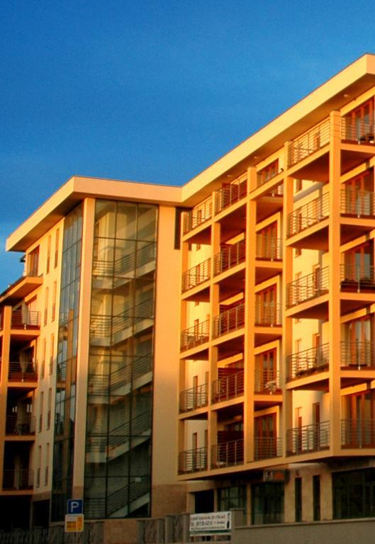 Dunalux Apartman Gyor Exterior photo